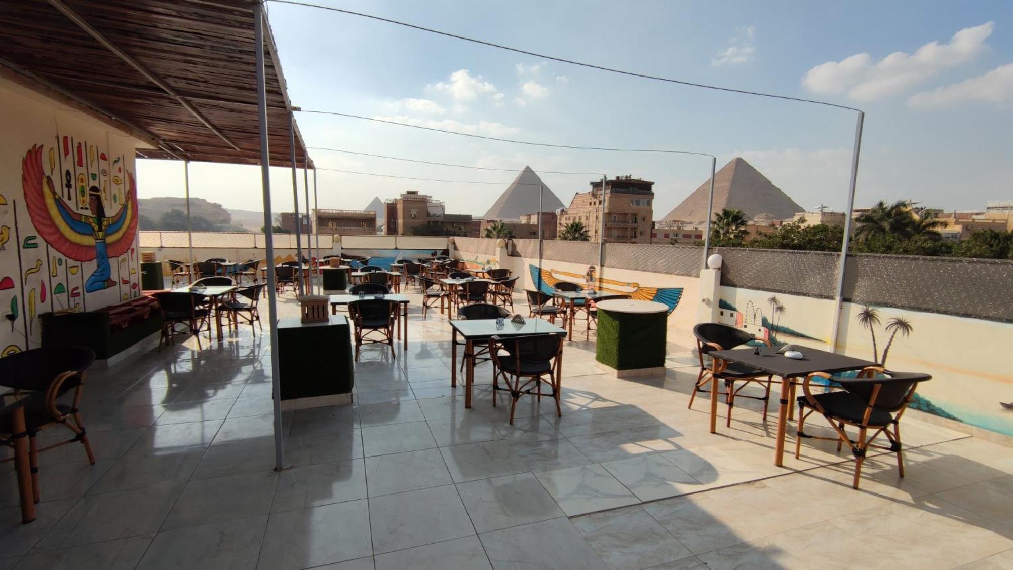 Hotel Nefertiti Pyramids View El El Cairo Exterior foto