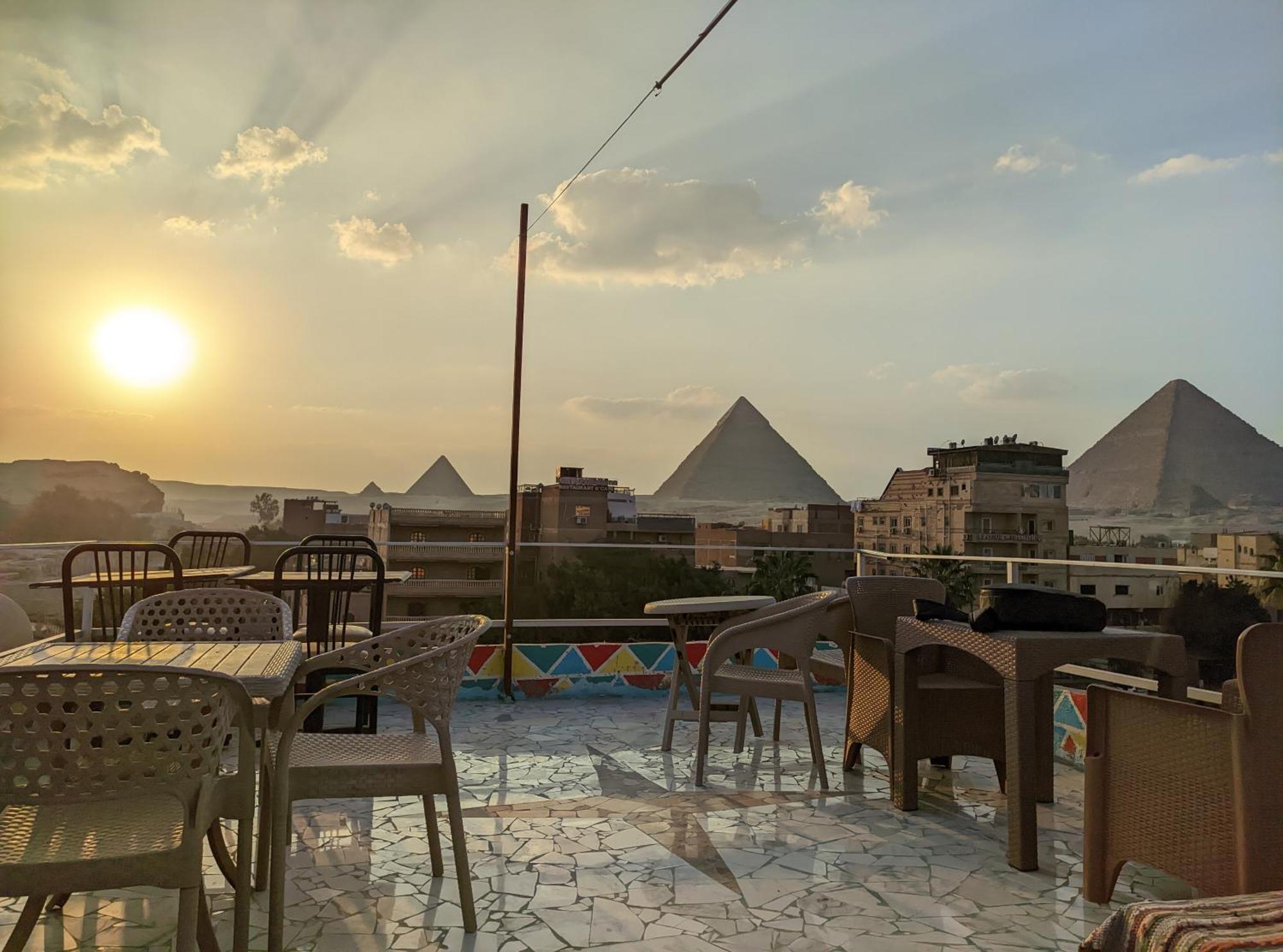 Hotel Nefertiti Pyramids View El El Cairo Exterior foto